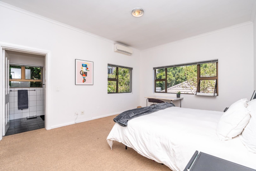 To Let 2 Bedroom Property for Rent in Vredehoek Western Cape